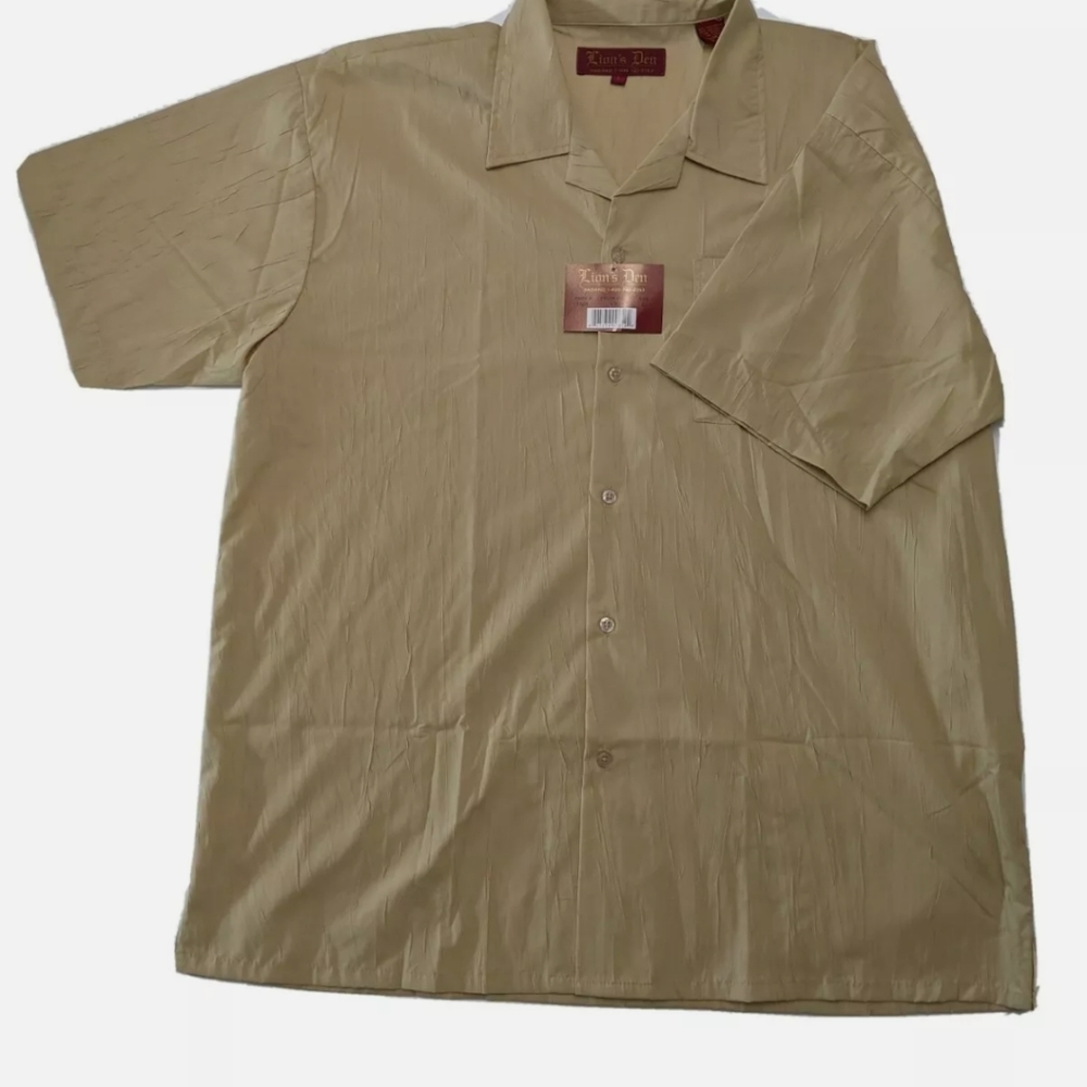Men's Lions Den light weight summer shirt. Large